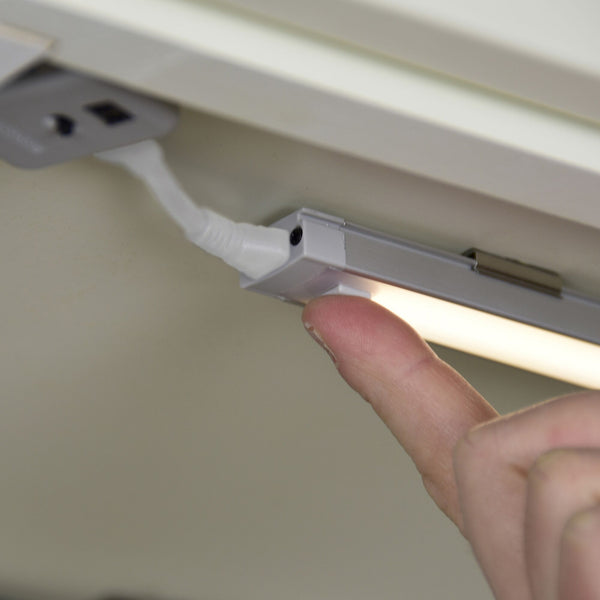 black decker 5-Bar Led Under Cabinet Lighting Kit Warm White 9"