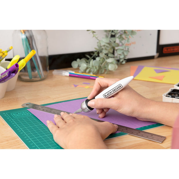 black decker Craft Hobby Knife Kit with 26 Assorted Blades and Cutting Mat