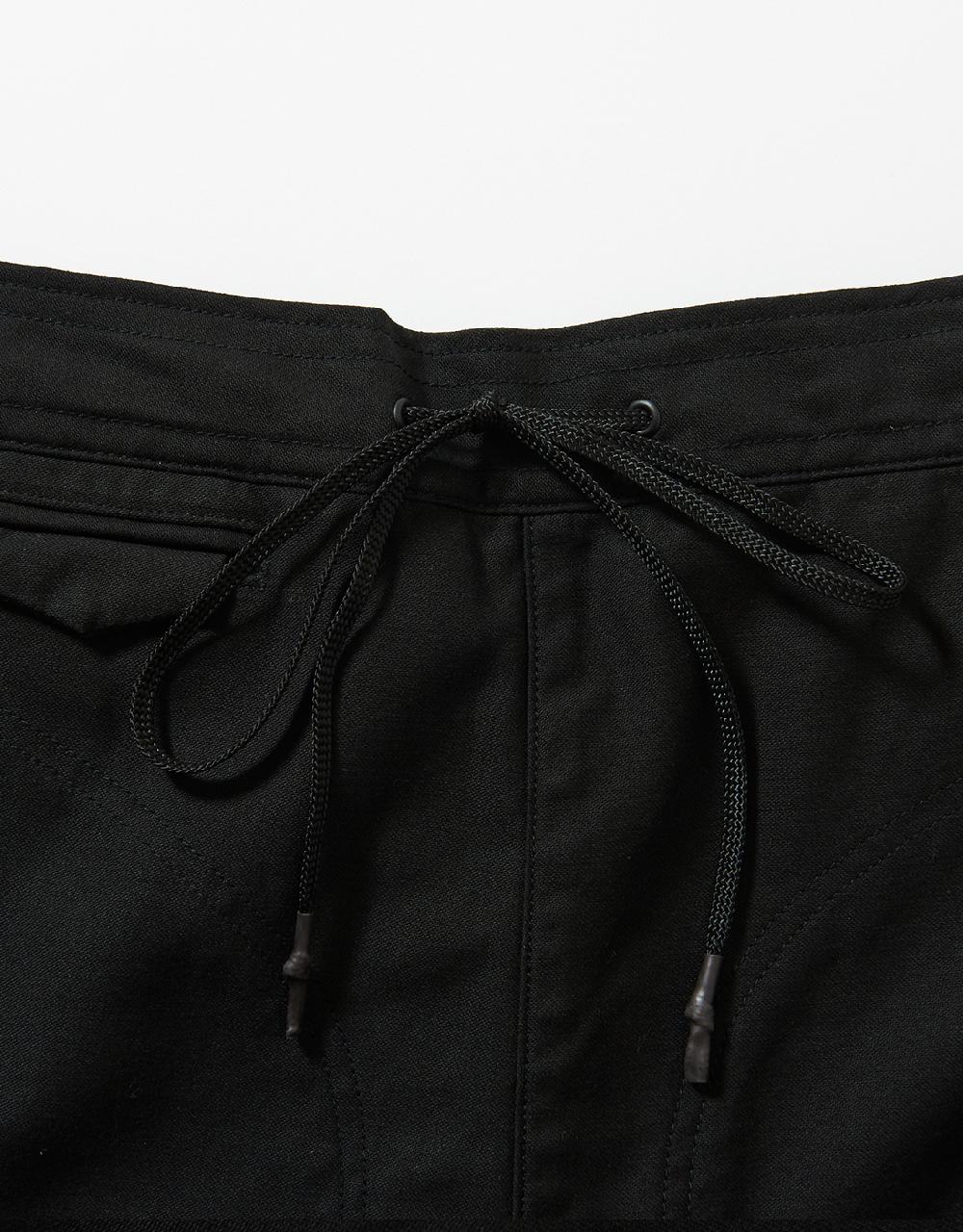 Blackmeans Karasutengu Short Pants With Toraichi