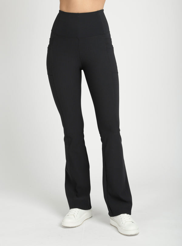 blanc noir Directional Rib Bootcut Pant Black