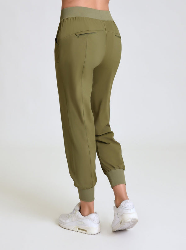 Blanc Noir Mastermind Jogger Burnt Olive