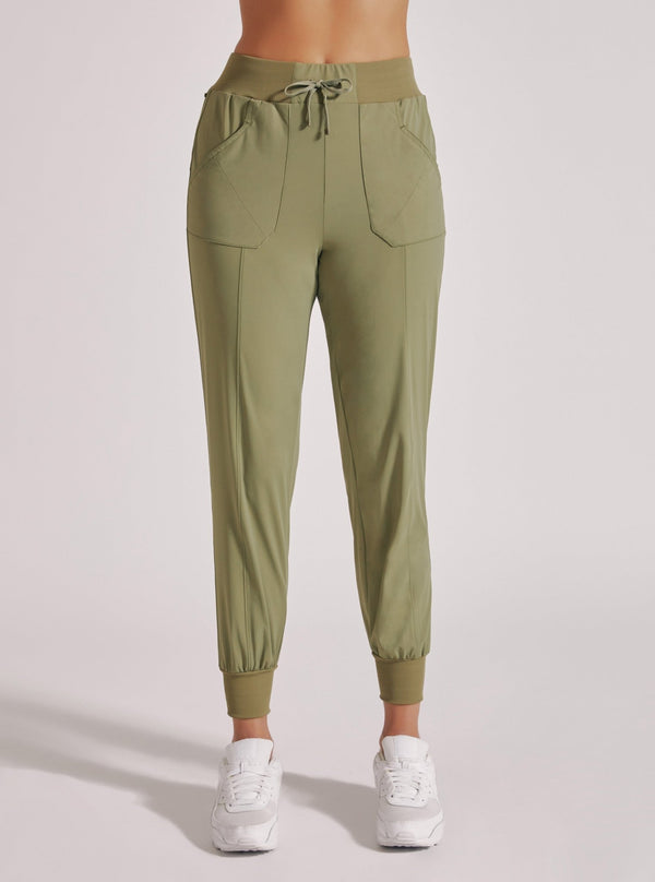blanc noir Mastermind Jogger OLIVE DRAB