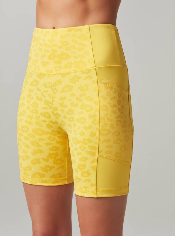 blanc noir YOLO BIKE SHORT - FINAL SALE Goldfinch