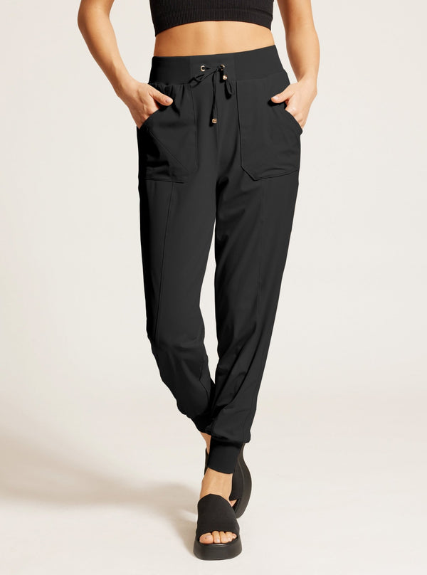 Blanc Noir Mastermind Jogger Gold Trims IRISH CREAM/ GOLD