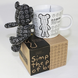 Blancho Bedding [Black Clock] Stuffed Bear Mug (3.3 Inch Height)