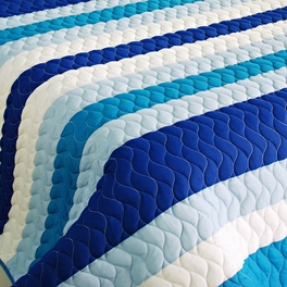 Blancho Bedding [Blue Sky] 3PC Vermicelli-Quilted Striped Quilt Set (Full/Queen Size)