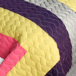 Blancho Bedding [Bright Spring Day] 3PC Vermicelli - Quilted Patchwork Quilt Set (Full/Queen Size)