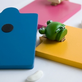 Blancho Bedding [Happy Frog] - Refrigerator Magnet Clip / Magnetic Clipboard