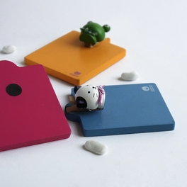 Blancho Bedding [Happy White Cat] - Refrigerator Magnet Clip / Magnetic Clipboard