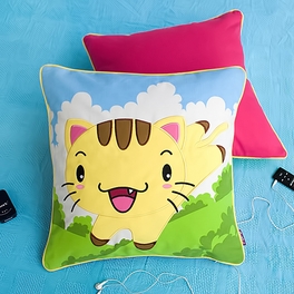 blancho bedding [Kitty Meow] Embroidered Applique Pillow Cushion / Floor Cushion (19.7 by 19.7 inches)