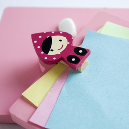 Blancho Bedding [Lovely Doll-5] - Refrigerator Magnet Clip / Magnetic Clipboard
