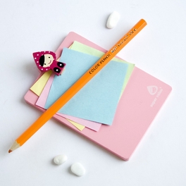 Blancho Bedding [Lovely Doll-5] - Refrigerator Magnet Clip / Magnetic Clipboard