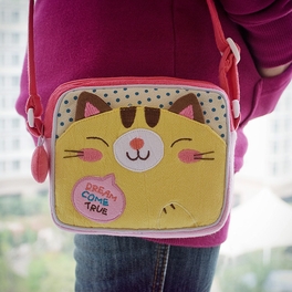 Blancho Bedding [Lovely Kitten] Embroidered Applique Swingpack Bag Purse / Wallet Bag / Shoulder Bag (5.5*4.7*1.2)