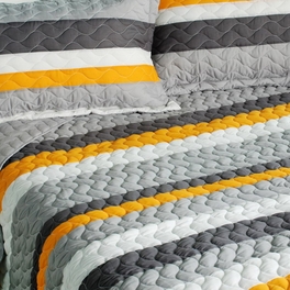 Blancho Bedding [Modern Life] 3PC Vermicelli-Quilted Striped Quilt Set (Full/Queen Size)