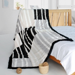 blancho bedding Onitiva - [Enjoy Life] Stylish Patchwork Throw Blanket (61 by 86.6 inches)