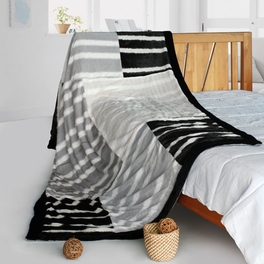 blancho bedding Onitiva - [Fashion Charm] Stylish Patchwork Throw Blanket (61 by 86.6 inches)