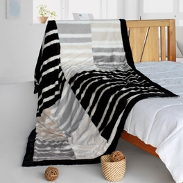 blancho bedding Onitiva - [Romantic Trip] Stylish Patchwork Throw Blanket (61 by 86.6 inches)