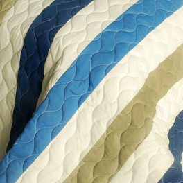Blancho Bedding [Pure Sea Air] 3PC Patchwork Quilt Set (Full/Queen Size)