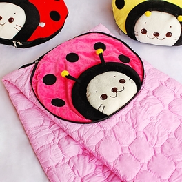 Blancho Bedding [Sirotan - Ladybug Pink] Blanket Pillow Cushion / Travel Pillow Blanket (39.4 By 59.1 Inches)