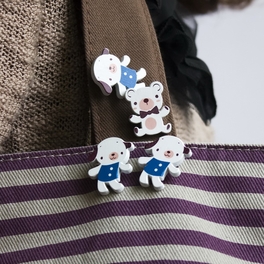 Blancho Bedding [White Dog & Bear] - Brooch / Brooch Pin / Animal Pin Brooch