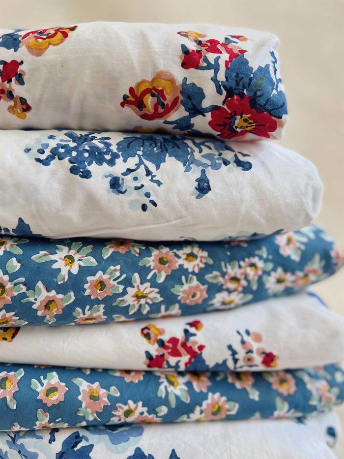 Bliss And Mischief Fitted Sheet In Daisy Riviera
