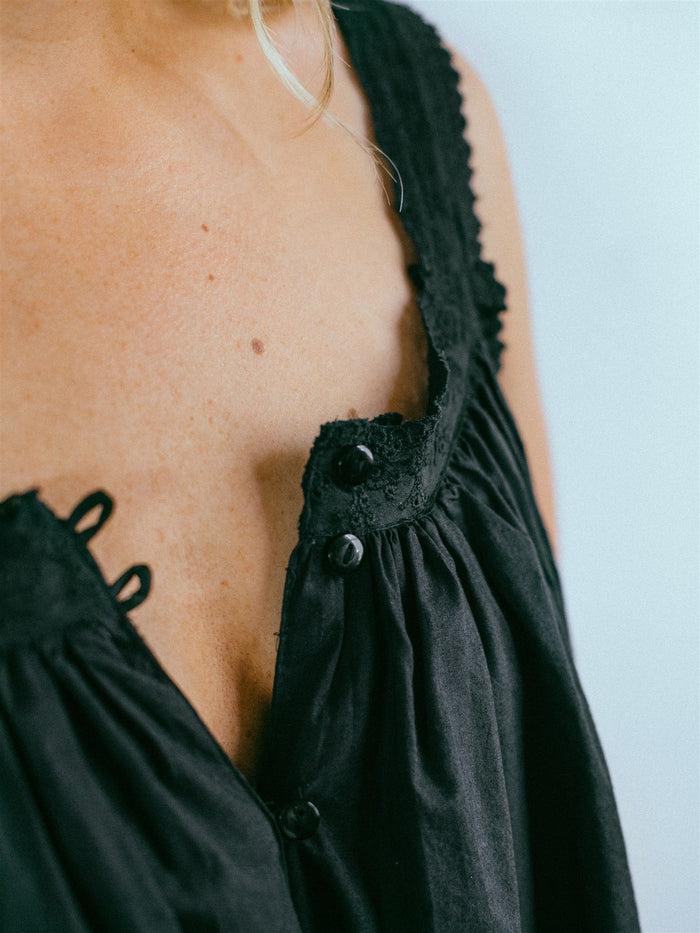 Bliss And Mischief Jodie Nightgown In Black