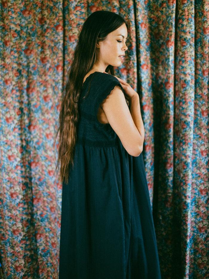 Bliss And Mischief Pearl Nightgown In Black