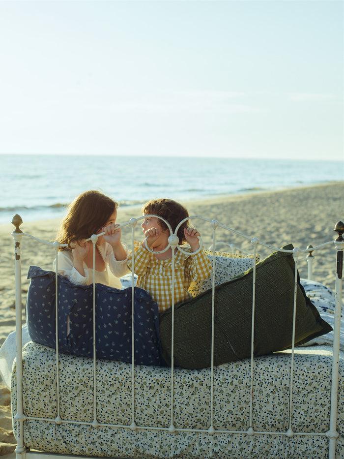 Bliss And Mischief Fitted Sheet In Small Daisy Hillside