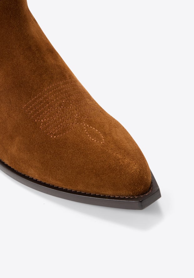 Blk Dnm BOOT 01 BROWN SUEDE