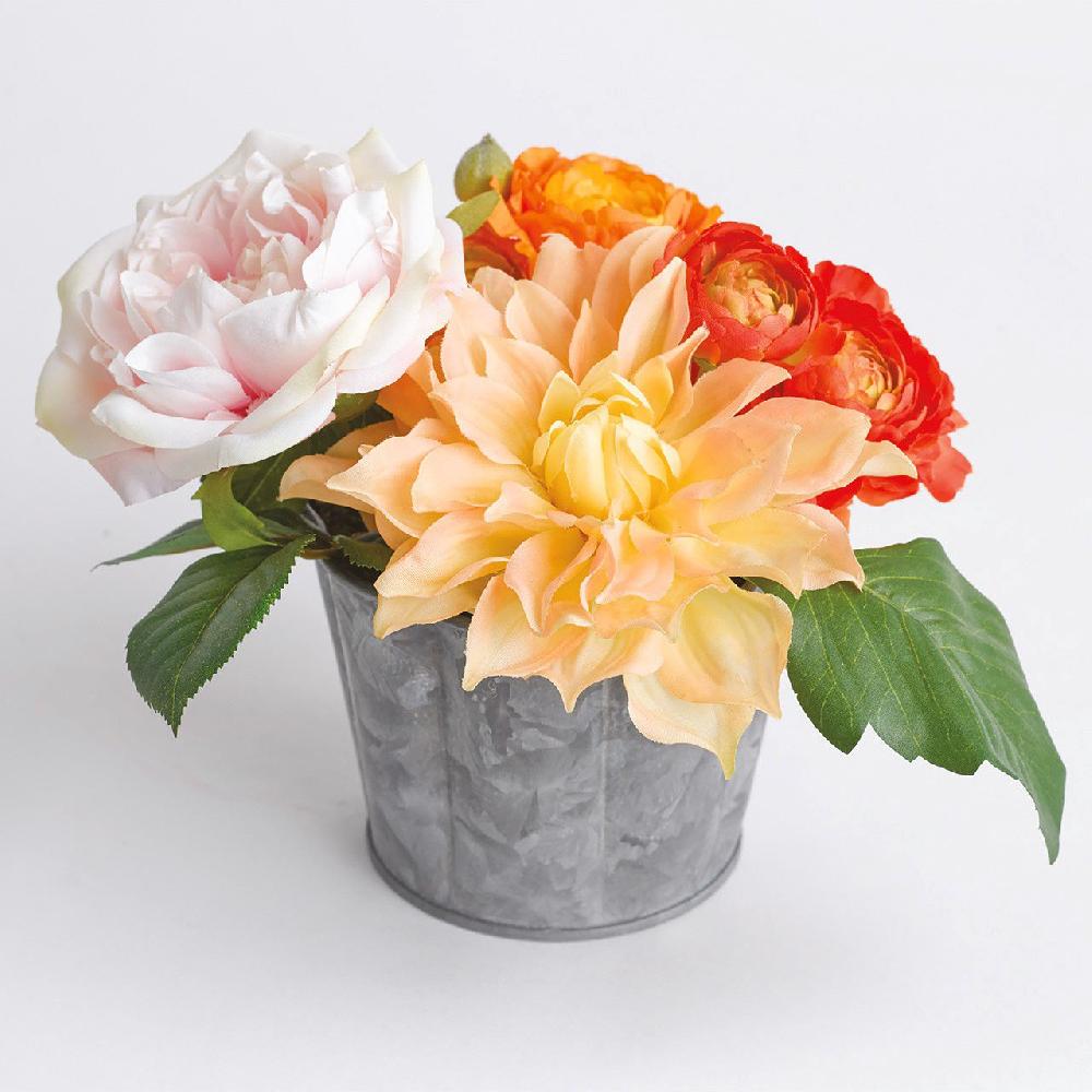 Bloom Flower Farm Candleholder And LED Candle