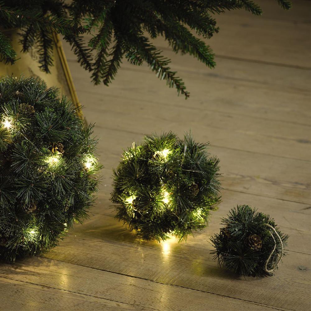 Bloom Small Pine Needle Ball