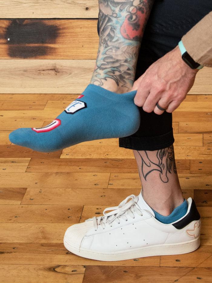 Blue Q Damn I Love This Town Sneaker Socks