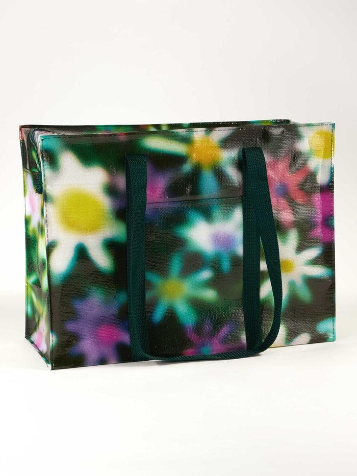 blue q Hazy Daisy Shoulder Tote