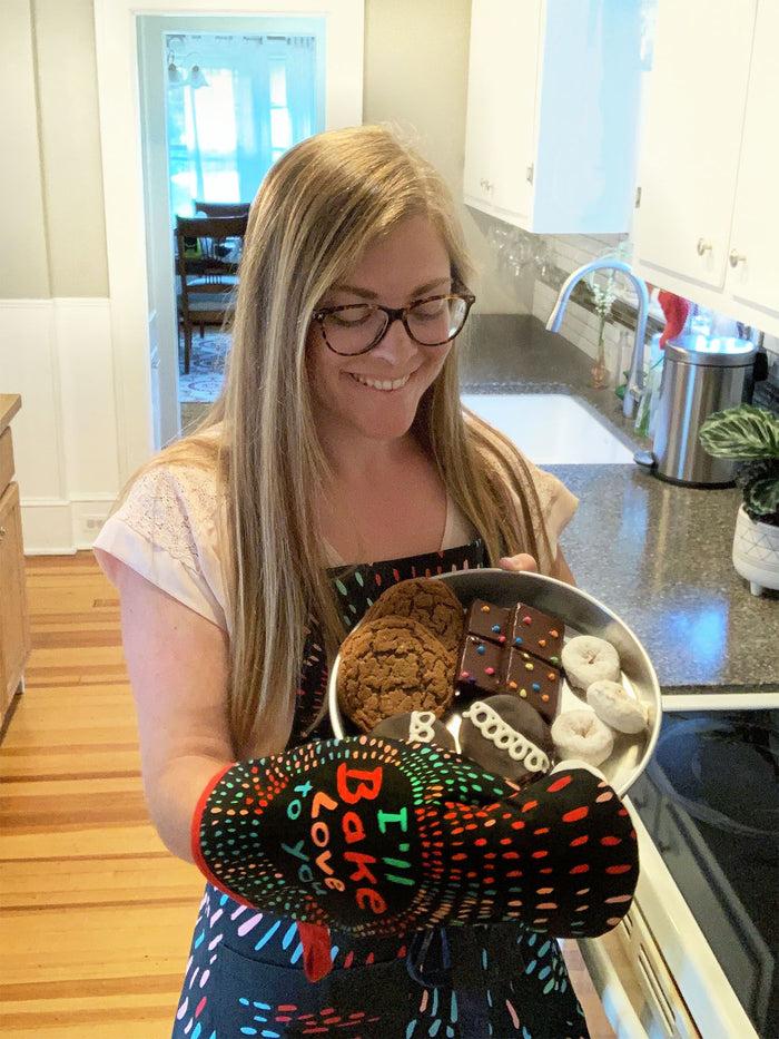 Blue Q I'll Bake Love To You Oven Mitt