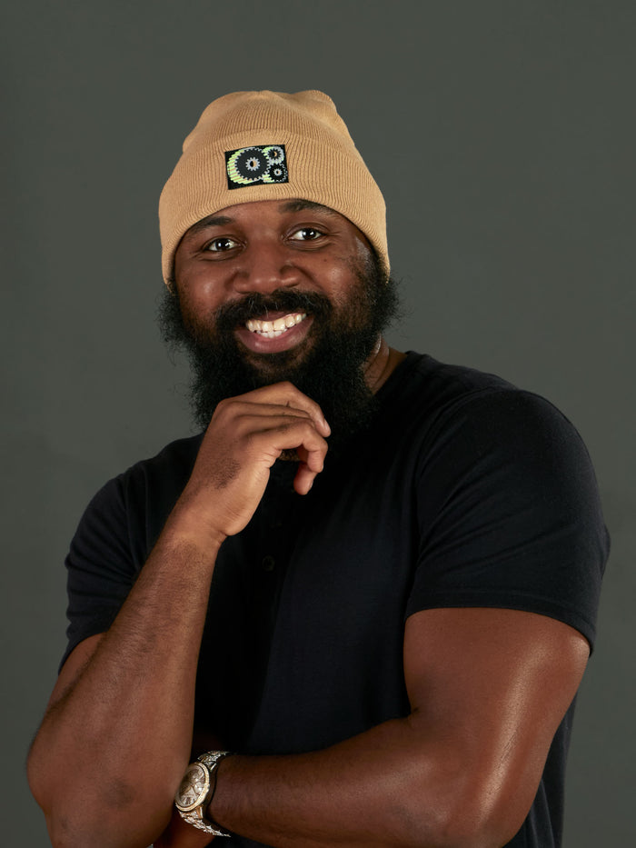 Blue Q Brain Warmer For Big Thinkers. Expands As Needed. Beanie