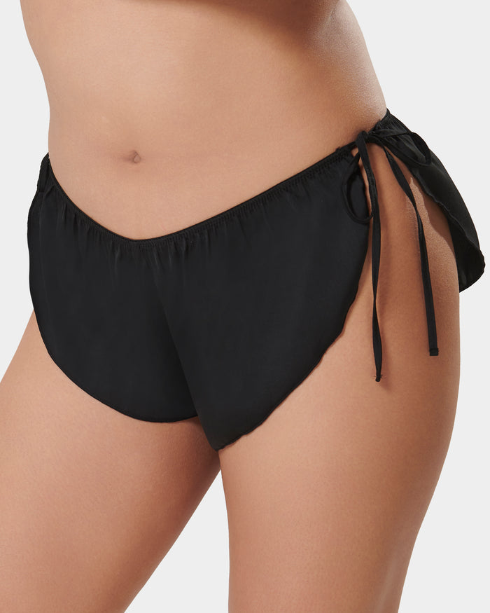 Bluebella Nicole Luxury Satin Cami And Short Set Black