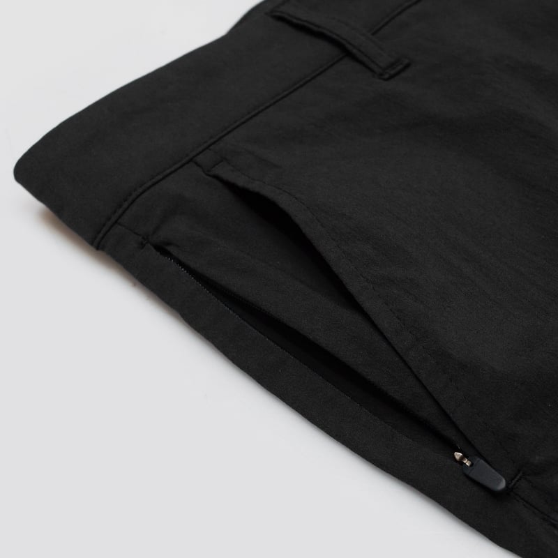 Bluemint ACE BERMUDA BLACK Lightweight Bermuda Shorts