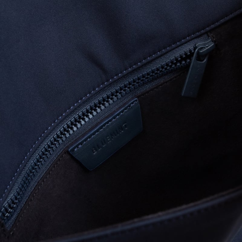 Bluemint ALFIE DARK NAVY Pouch With Zipper Detail