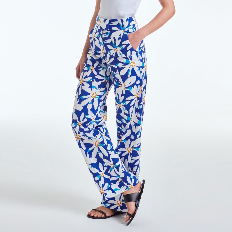 bluemint LYNN BLUE PLUMERIA Printed Flared Trousers