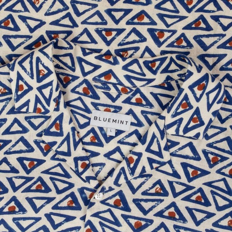 Bluemint MARS PRINTED TRIANGLES Short Sleeve Camp-Collar Linen Shirt