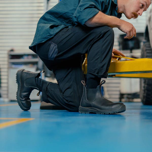 Blundstone Work Series Chelsea Boots - Black