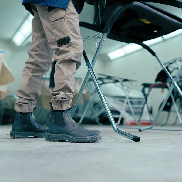 Blundstone Work Series Chelsea Boots - Black