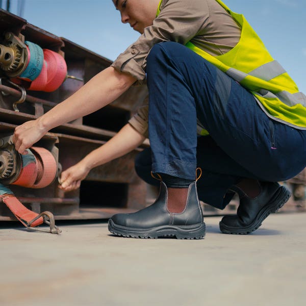 Blundstone Work Series Chelsea Boots - Stout Brown