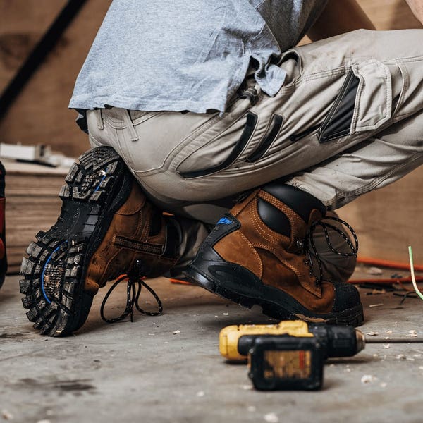 Blundstone Work Series Zip Up Boots - Saddle Brown