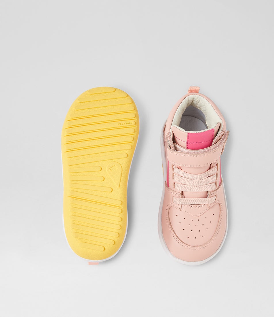 Bobux Iw Topspin Seashell Leather Ankle Boots