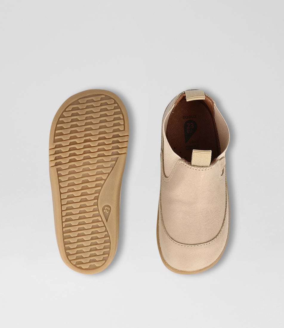 bobux Iw Traveler Oat Milk Leather Chelsea Boots