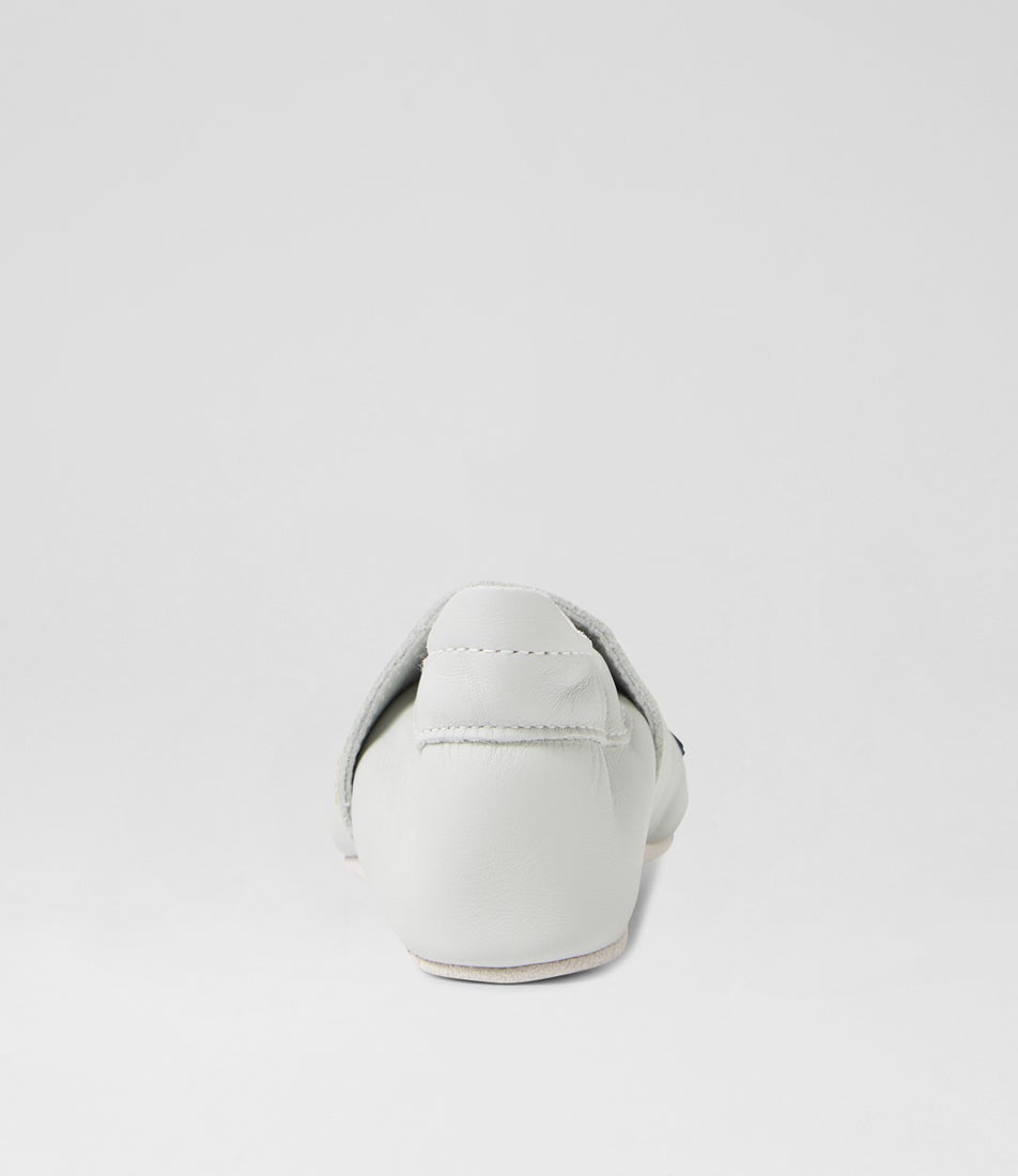 Bobux Ss Blue Whale Dawn Blue Leather Flat Shoes