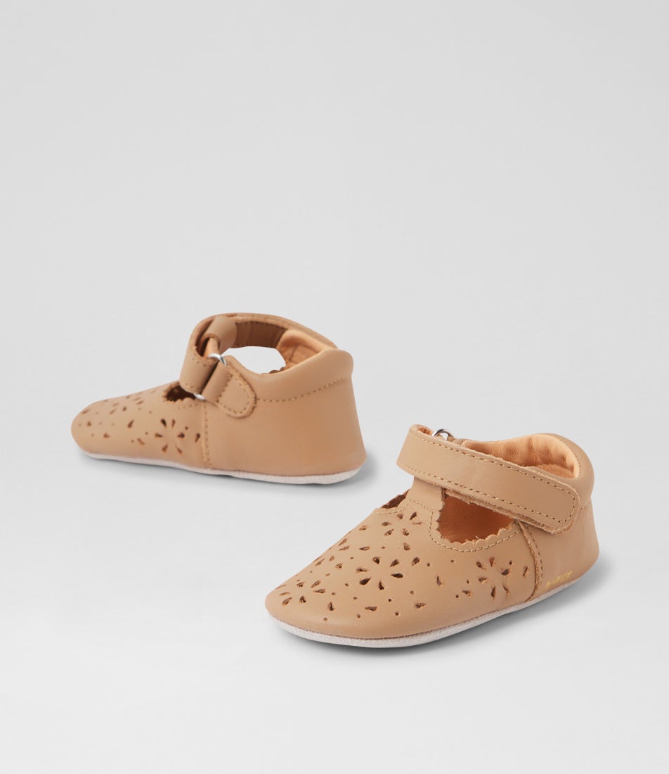 bobux Ss Lacey Infant Doe Leather Flat Shoes