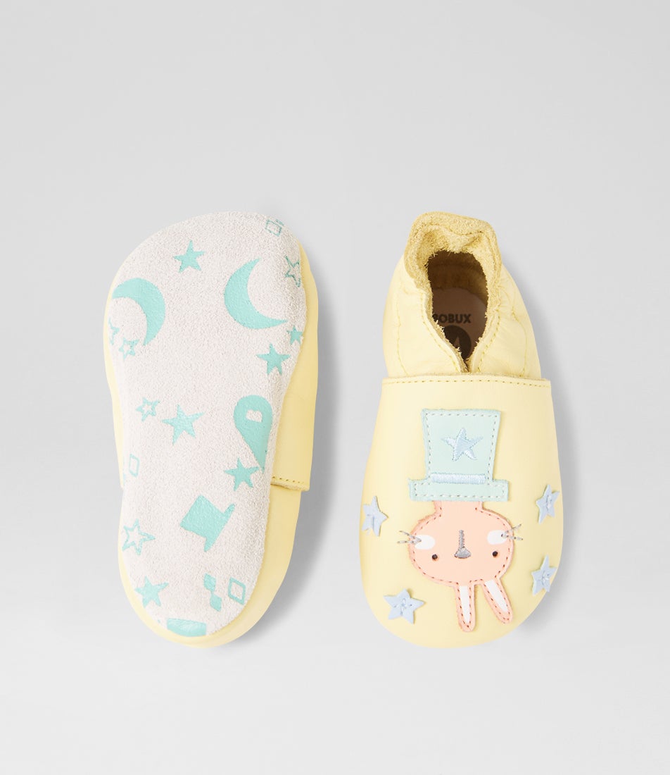 Bobux Ss Wander Pale Banana Leather Flat Shoes