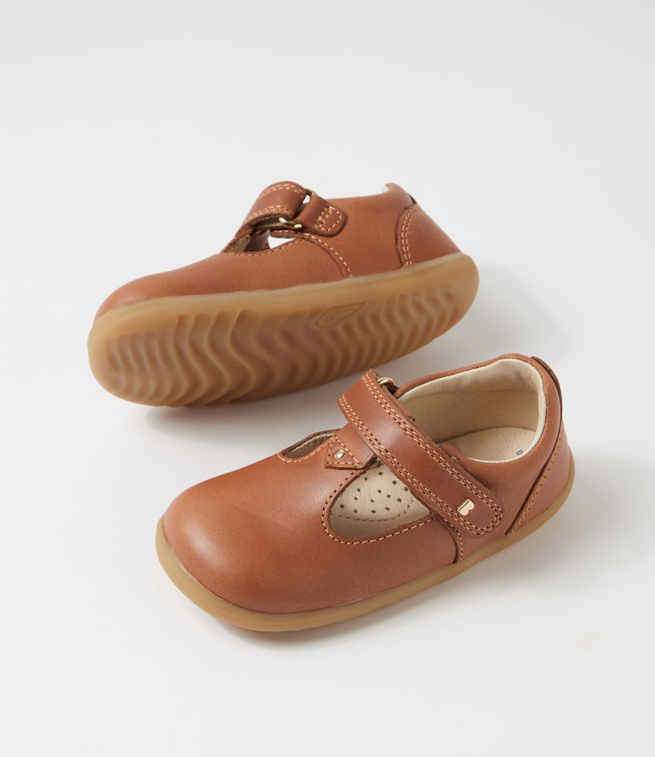 bobux Su Louise Infant Caramel Leather Flat Shoes